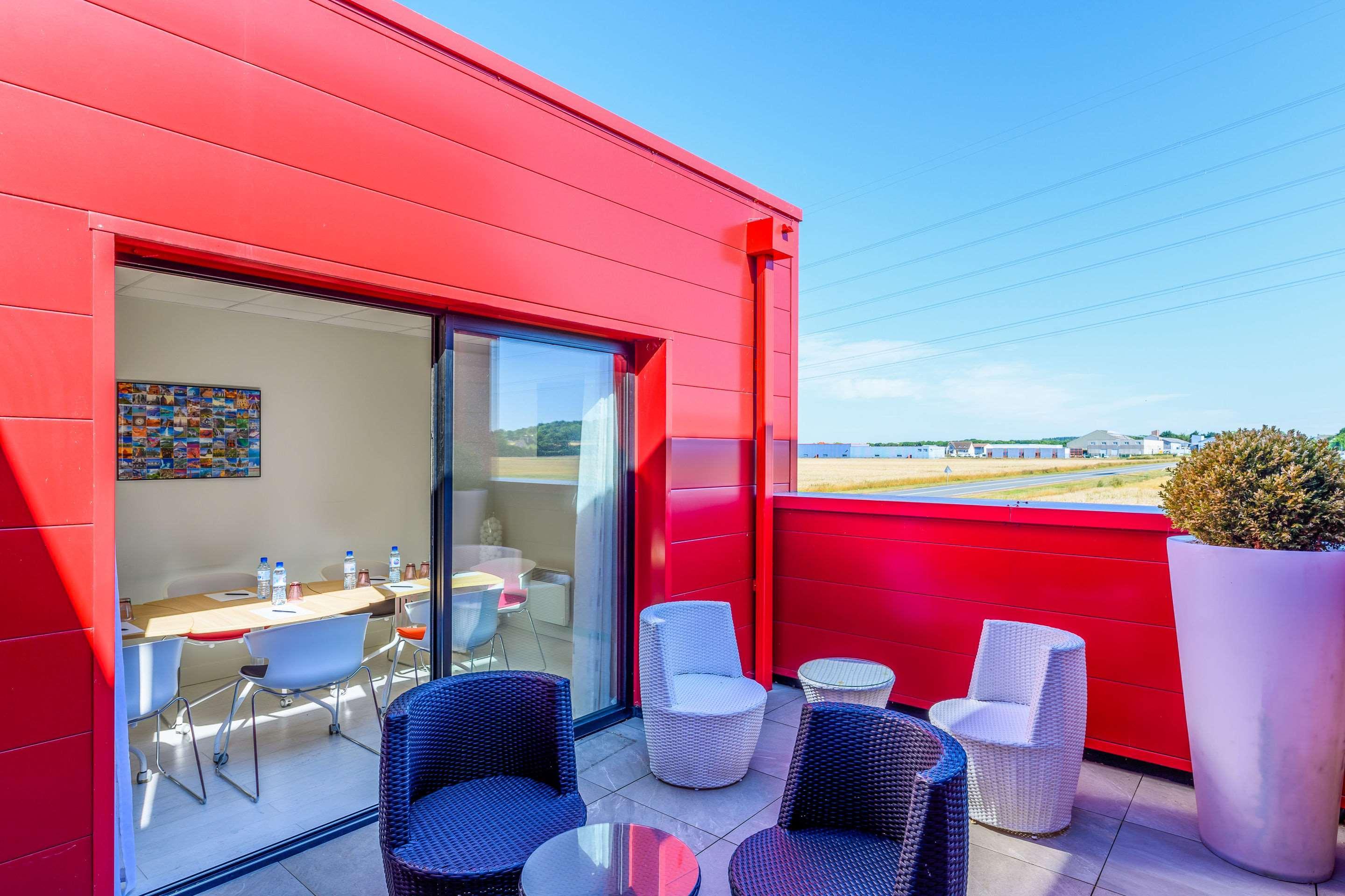Kyriad Prestige Amiens Poulainville - Hotel And Spa Exterior foto